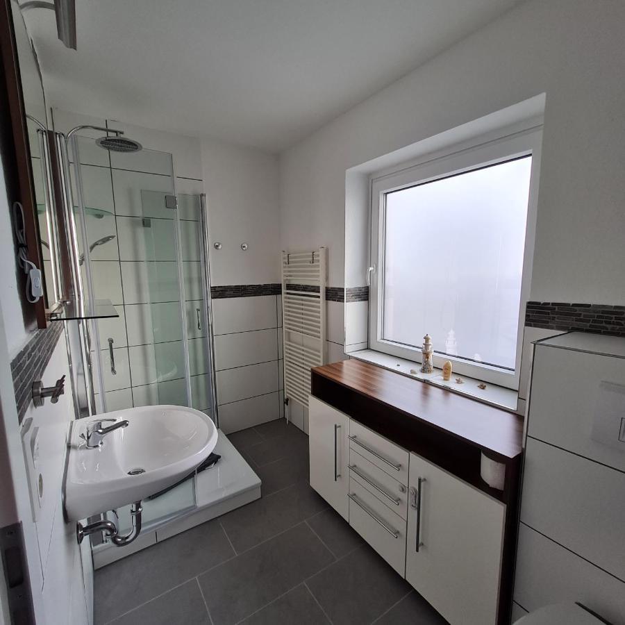 Wohnung "Orther Hafen" In Bannesdorf Auf Fehmarn Bagian luar foto